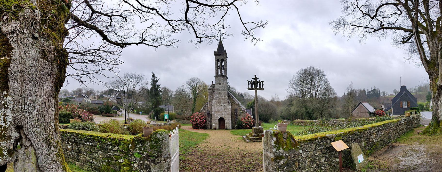 église de Locmaria-Berrien